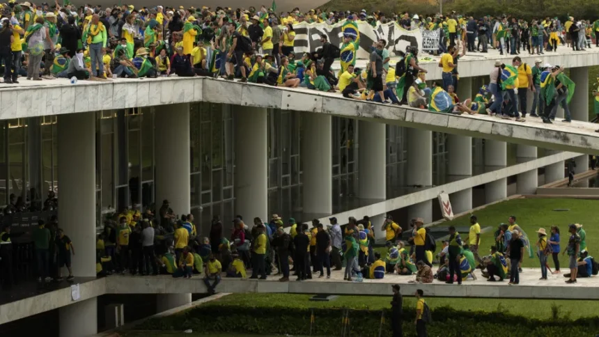 Argentina concede refúgio a condenado do 8 de Janeiro pela primeira vez