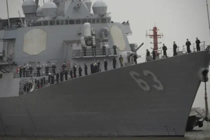 EUA enviam 2.500 fuzileiros e navio ao Oriente Médio