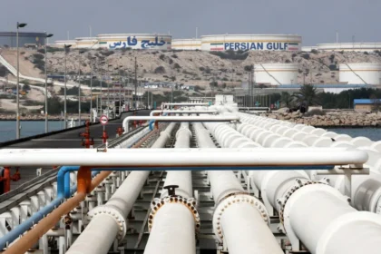 Exército do Irã ameaça destruir infraestruturas energéticas ligadas a EUA