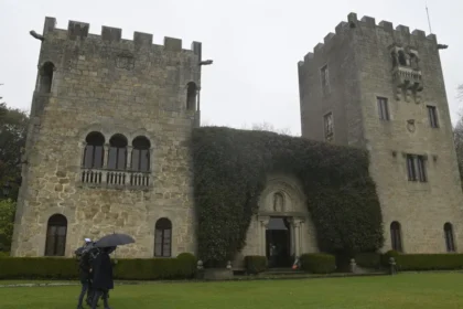 Justiça da Espanha decide que netos do ditador Franco entreguem palácio