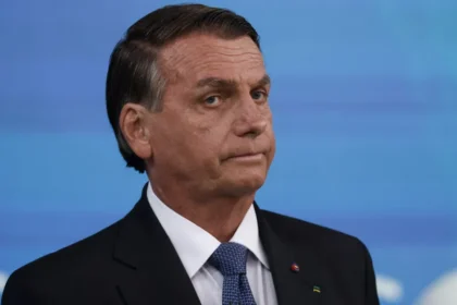 Junta médica de Bolsonaro tem antipetista e primo de Caiado