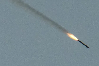 Europa entra em alerta após Irã lançar mísseis de longo alcance