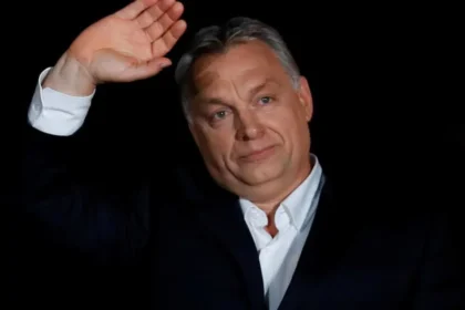 Ministro de Orbán vazou informações da UE para Rússia por anos, diz jornal