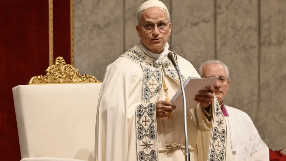 Papa Leão lamenta que guerra contra Irã