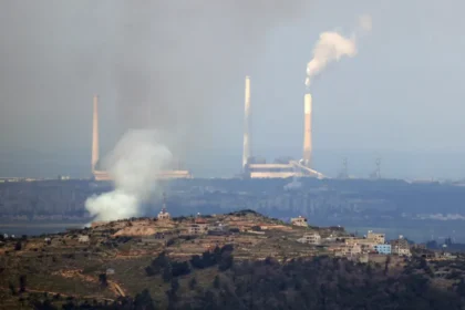 Irã lança novos ataques contra Israel e alvos dos EUA no Golfo Pérsico