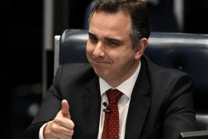 MDB pressiona Pacheco a entrar no partido de olho em palanque forte em MG