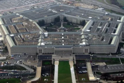 Pentágono se prepara para enviar tropas terrestres ao Irã, diz jornal