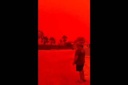 Ciclone deixa céu da Austrália com