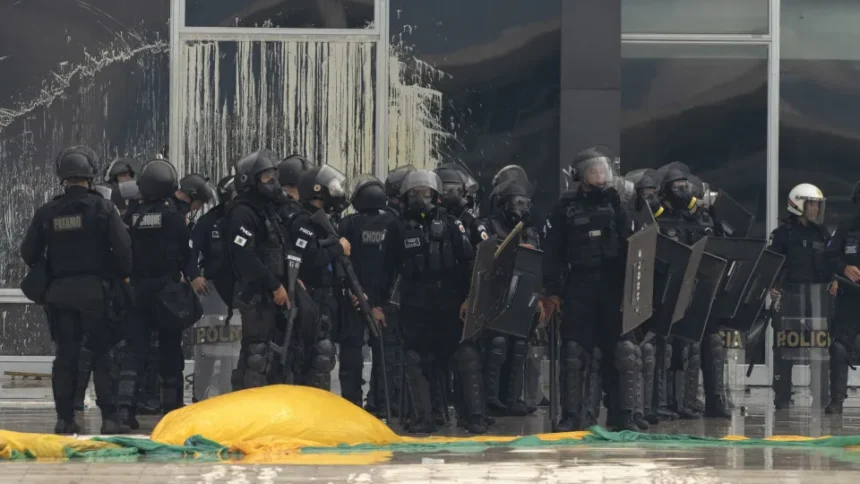 PM de Brasília expulsa cinco coronéis condenados pelo STF por omissão no 8/1