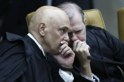 Relator da CPI pede indiciamentos de Toffoli, Moraes, Gilmar e Gonet