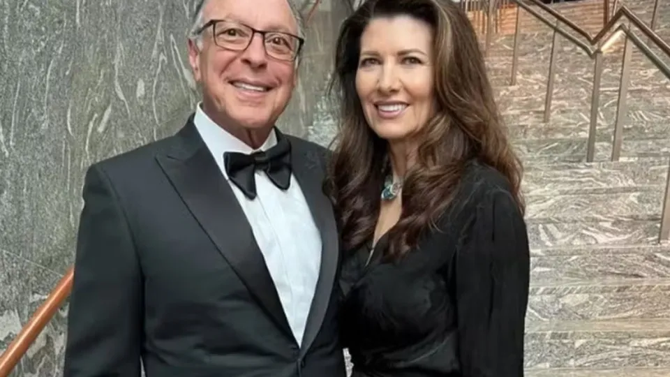 Na justiça: Bilionário se divorcia e dá