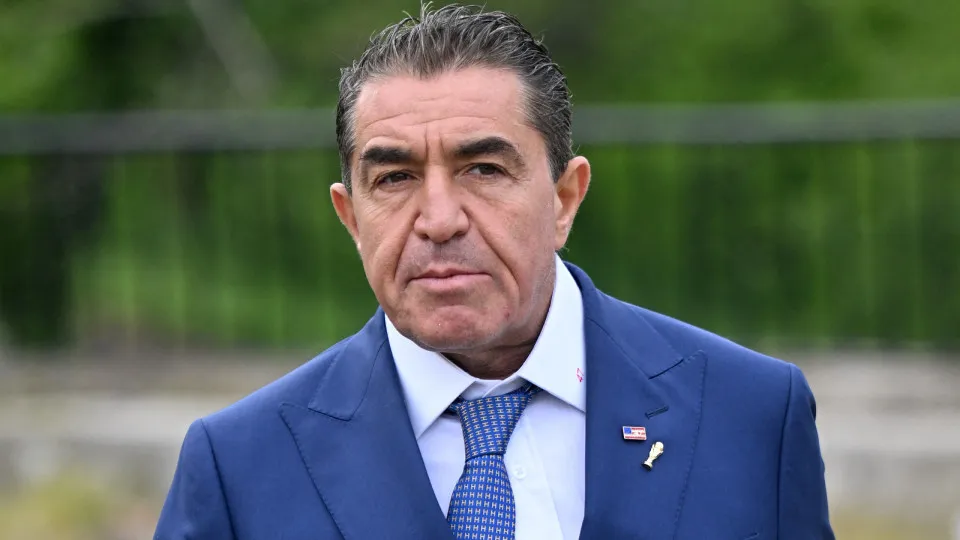 Conselheiro de Trump chama brasileiras de