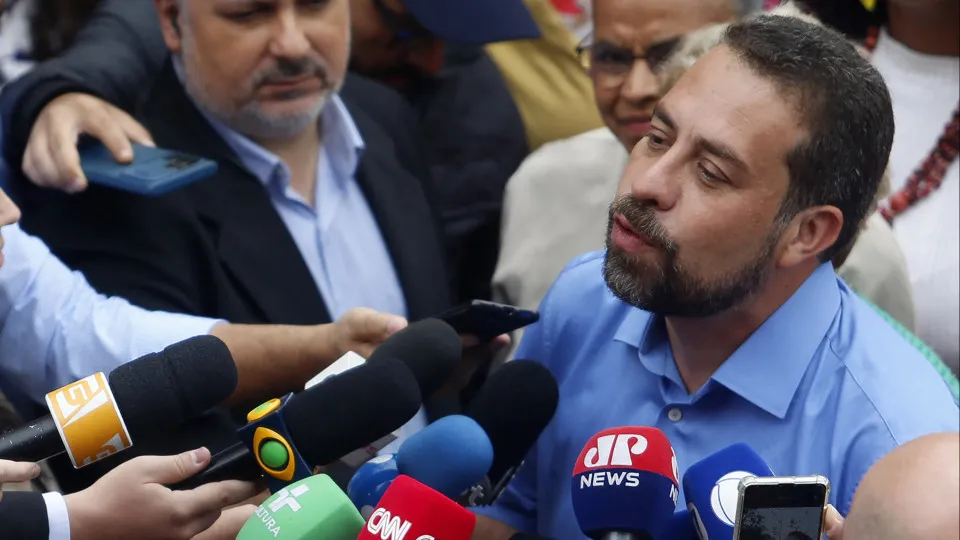 Boulos critica Zema: defesa de trabalho infantil é