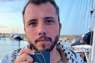 Justiça de Israel prorroga prisão do ativista brasileiro Thiago Ávila