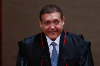Kassio assume TSE após aproximação com governo Lula e sob desconfiança de aliados de Bolsonaro