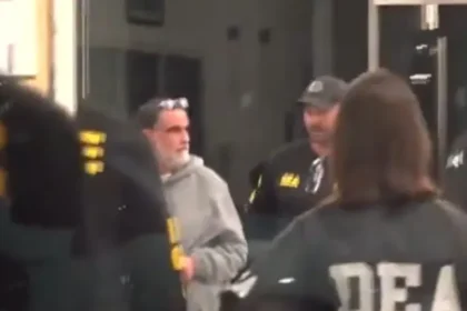 Alex Saab pousa em Miami após ser deportado pela Venezuela para os EUA