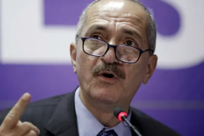 Democracia Cristã vai iniciar processo interno para expulsar Aldo Rebelo