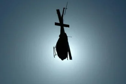 Piloto morre em queda de helicóptero em cidade de Santa Catarina