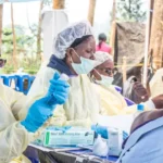 Chefe da OMS diz que 5 pacientes se recuperaram de tipo raro de ebola no Congo