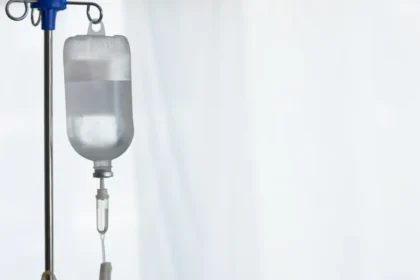 Homem com suspeita de ebola viajou de Guarulhos (SP) ao Rio de ônibus, diz Ministério da Saúde
