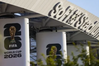 Trabalhadores de estádio da Copa do Mundo nos EUA votam a favor de greve