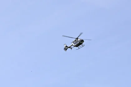 Queda de helicóptero da polícia francesa deixa um morto e dois feridos