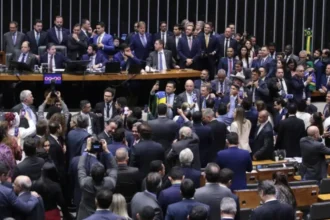 Revisão da Ficha Limpa gera incertezas e tensiona cenário eleitoral nos estados