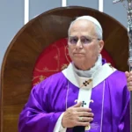 Papa diz que abusos sexuais representam praga para a Igreja e cobra reparação