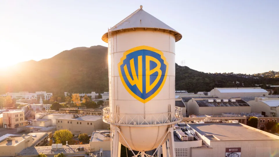 Reino Unido investiga megafusão de R$ 110 bi entre Paramount e Warner