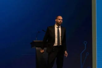STF: Julgamento da ação penal contra o ex-deputado federal Eduardo Bolsonaro acontece na terça