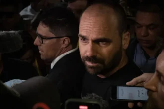 Primeira Turma do STF começa a julgar Eduardo Bolsonaro