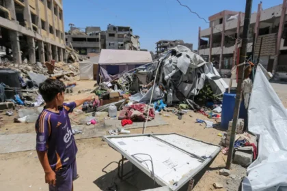 Bombardeios de Israel em Gaza causaram perda de US$ 2,6 bilhões no primeiro ano de guerra