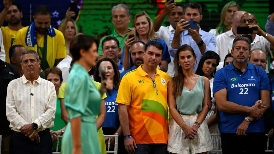 Valdemar critica Flávio e Michelle por episódios envolvendo Vorcaro