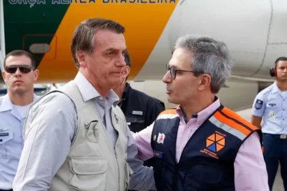 Zema diz ser contra golpe, se distancia de Bolsonaro e defende anistia