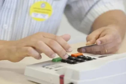 Justiça Eleitoral começa a convocar mesários para eleições de outubro