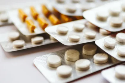 Preços de medicamentos podem variar mais de 2.400% em farmácias de SP