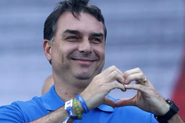 Genial/Quaest: 57% dizem que conhecem e não votariam em Flávio Bolsonaro