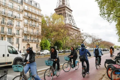 França aprova lei histórica sobre morte assistida