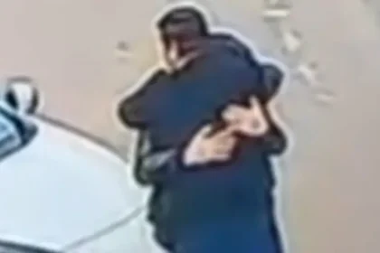 Abraço após batida muda desfecho de acidente: