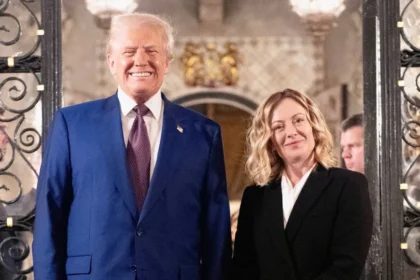 Morre subitamente jornalista que divulgou fala de Trump sobre Meloni