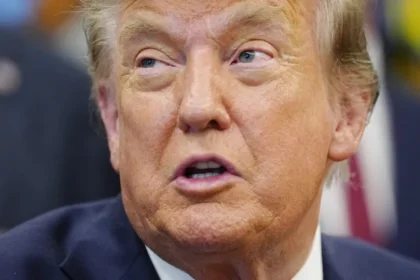 Trump anuncia autoestrada que ligará Marrocos a território do Saara Ocidental