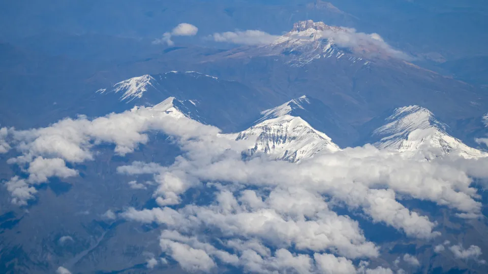 Tempestade mata cinco alpinistas no Monte Elbrus, o mais alto da Europa