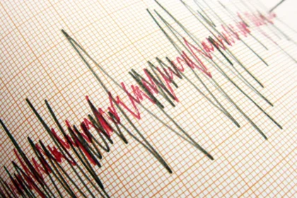 Terremoto de magnitude 7,1 atinge o Japão e gera alerta de tsunami