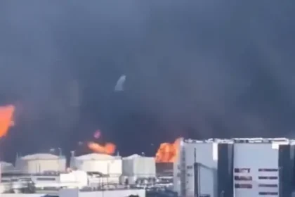 Ataque russo mata 10 pessoas e deixa 18 feridos em Kharkiv