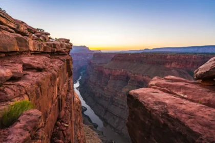 Cheia no Grand Canyon (EUA) deixa mais de 20 pessoas desaparecidas