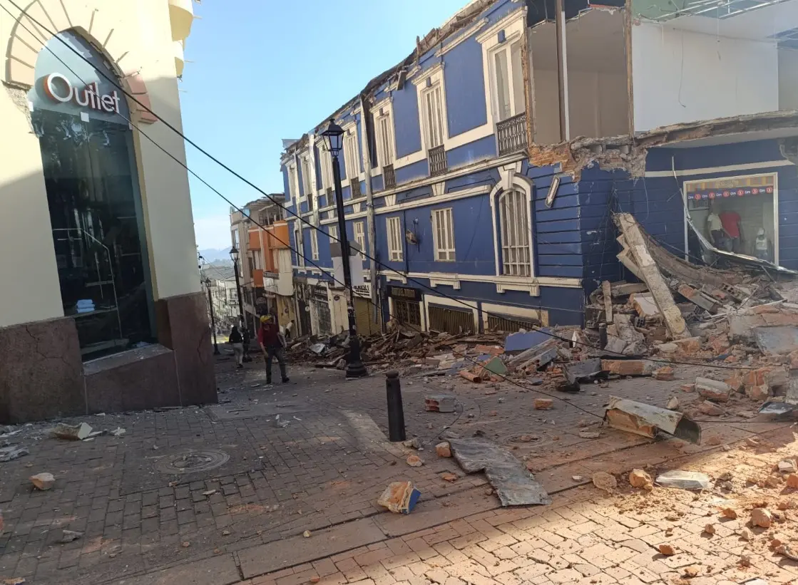 Terremoto de magnitude 7,4 deixa mortos, feridos e desaparecidos na Colômbia