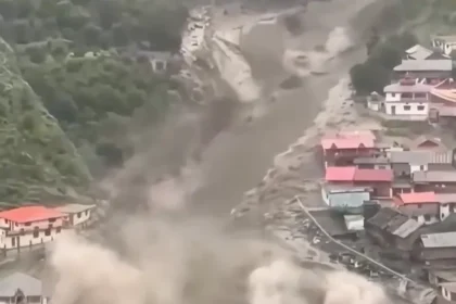 Tragédia no Nepal deixa 584 mortos e mais de 1,9 mil desaparecidos
