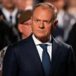Premier da Polônia é acusado de tentar golpe de Estado após cerco policial a tribunal
